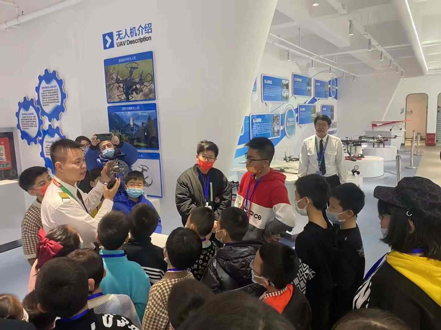 青少年無人機培訓(xùn) 為什么要青少年無人機培訓(xùn)