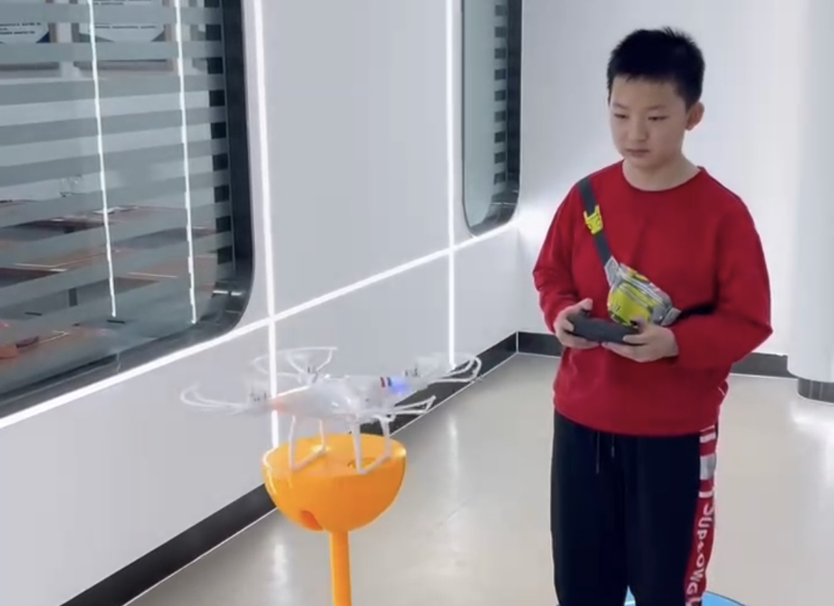 【新疆保華潤天】從新疆到藍(lán)天:無人機(jī)在青少年中的積極影響