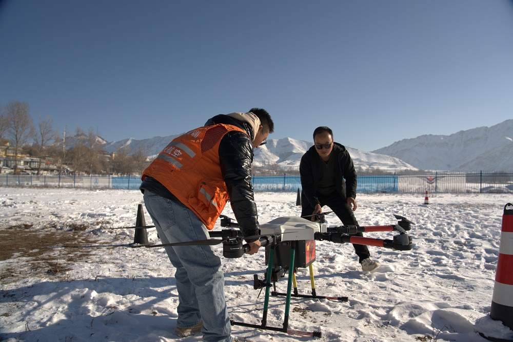 新疆保華潤天航空青少年無人機培訓,成就你的藍天夢