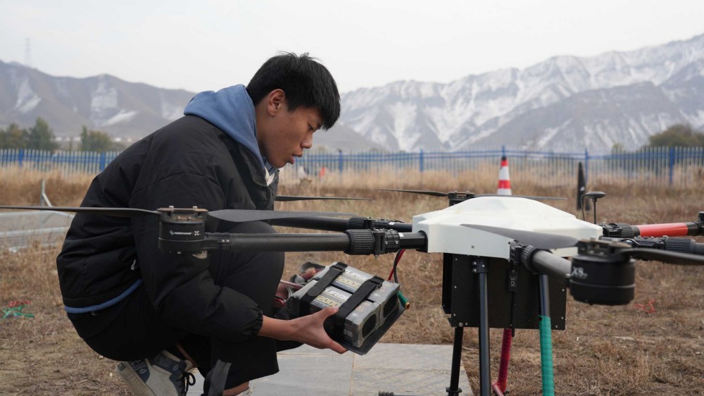 保華潤(rùn)天航空，新疆無(wú)人機(jī)飛手的“黃埔軍校”！