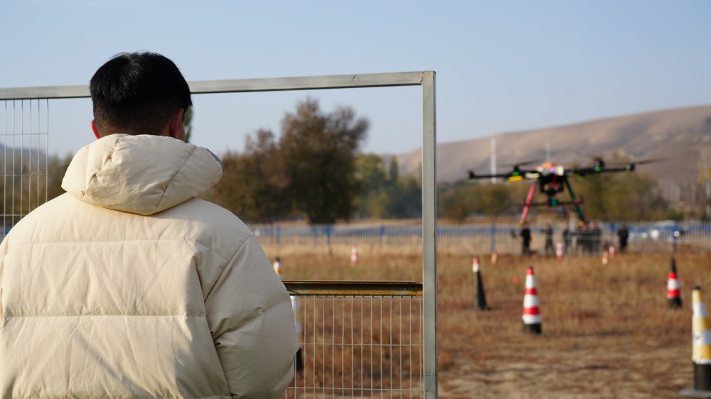 保華潤(rùn)天新疆無人機(jī)培訓(xùn)：CAAC無人機(jī)執(zhí)照+就業(yè)推薦直通車