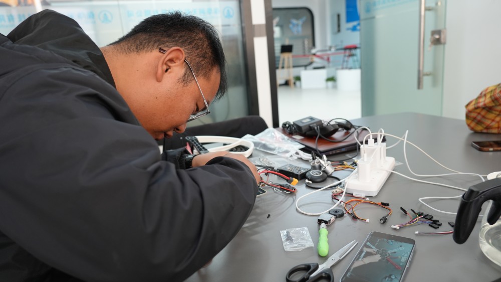 新疆無人機培訓|工作忙如何備考？保華潤天新疆無人機考證彈性學習